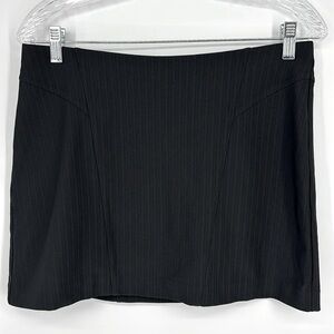 Express Stretch Ribbed Mini Skirt Women’s Size Medium in Black - EUC!